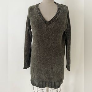 FOREVER 21 Women’s Knitted dress in Green Size Small